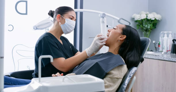 Best Tooth Extraction  in Kenwood Estates, FL